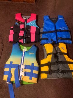 Kids Life Vests 50-90 lbs weight range
