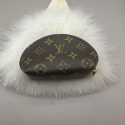 5313-CTT New Lined Monogramed PU Leather Zipper Close 5.5” X 3.5” Cosmetic Pouch