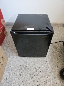 Insignia Mini Fridge