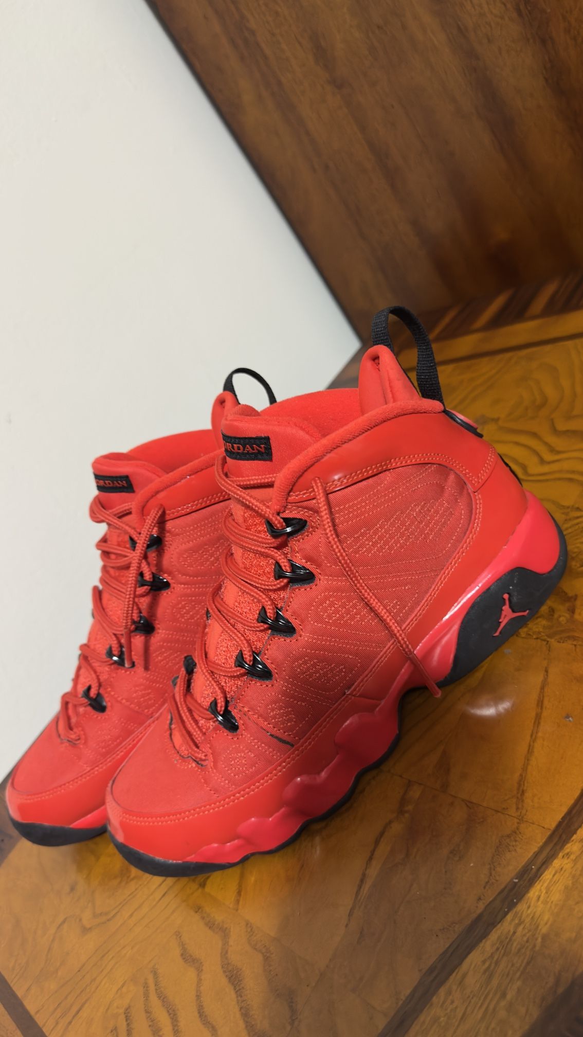 Jordan 9 retro Chile Red