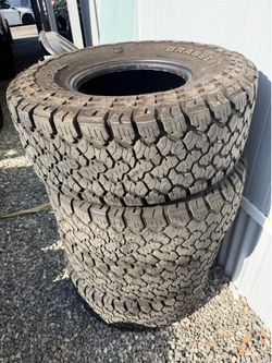 General Grabber ATx 33x12.50R15