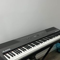Keyboard Piano 