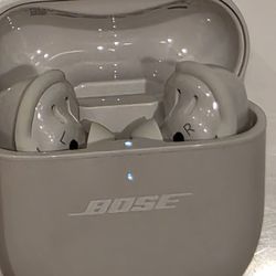 Bose QuietComfort Ultra Earbuds Used Once