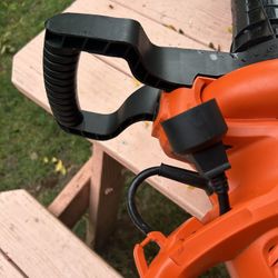 Black And Decker  Leaf Vacuum