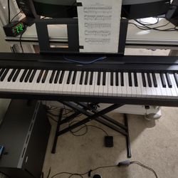 Yamaha P71 Piano Weighted Keys