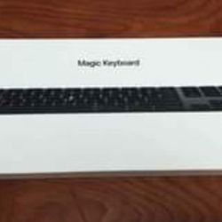 Apple Wireless Magic Keyboard w/ Numeric Keypad A1843 Space Gray (MRMH2LL/A)
New NEVER USED
