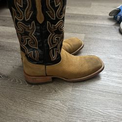 cowboy boots 