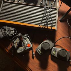 Atari 2600 PAL Version with Controllers 