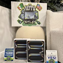 13” Apple iPad Pro m4 Chip WiFi cellular unlocked 256gb with Oled floor model 