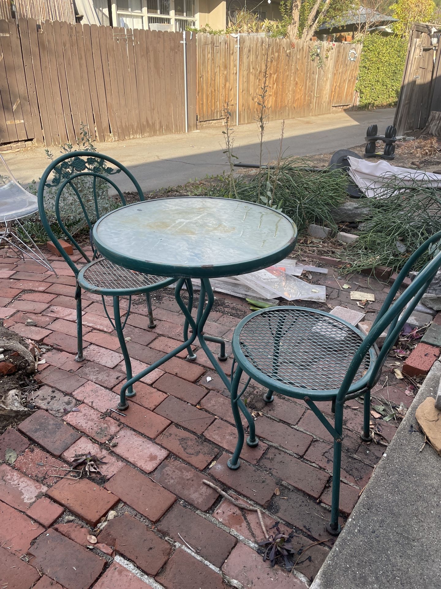 Cute Bistro Table And Chair 