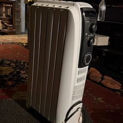 DeLonghi Oil Filled Radiant Heater, 