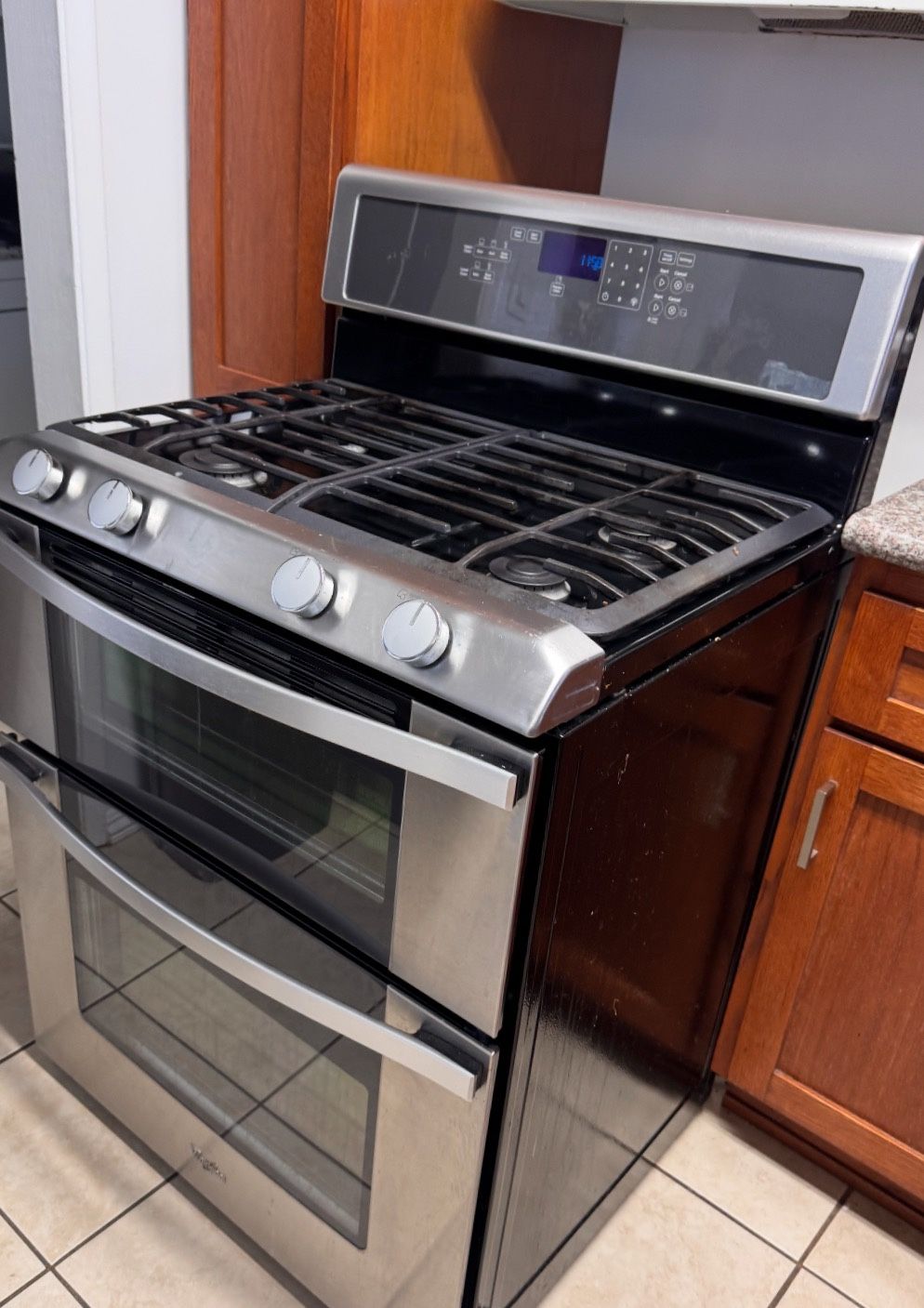 30” WHIRLPOOL DOUBLE OVEN GAS RANGE STAINLESS STEEL ”WORKS GREAT” 
