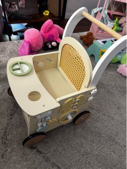 Baby walker push toy