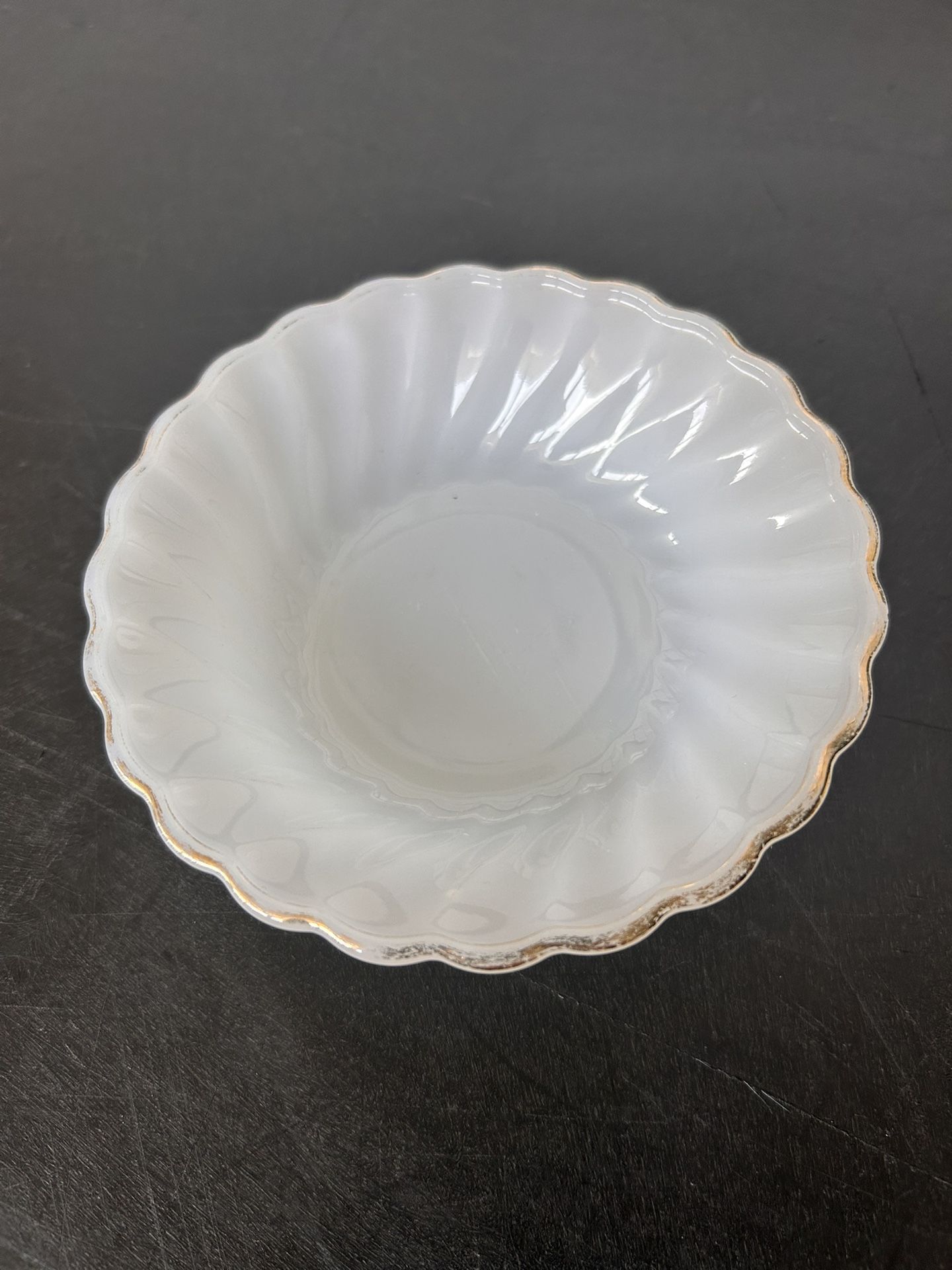 Vintage Anchor Hocking 5” White Swirl Milk Glass Fruit Bowl with Gold Trim