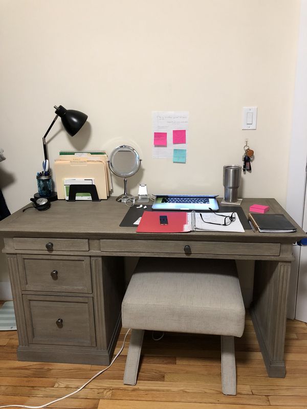 Pottery Barn Livingston Small Desk For Sale In Brooklyn Ny Offerup