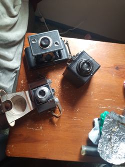 Set Of Vintage Camera For Sale!