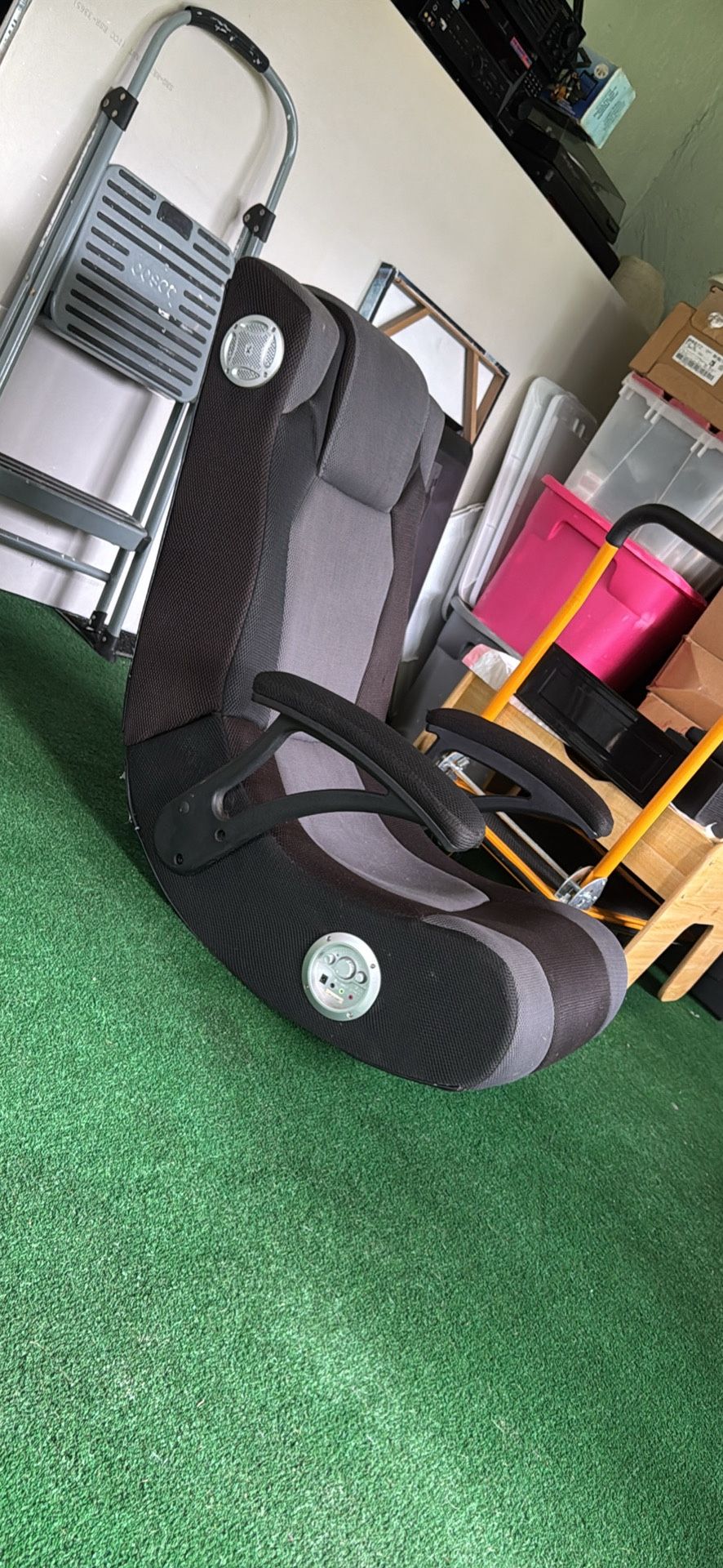 Gaming chair