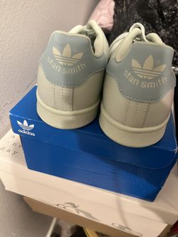 Brand New Women’s Adidas Sneakers 
