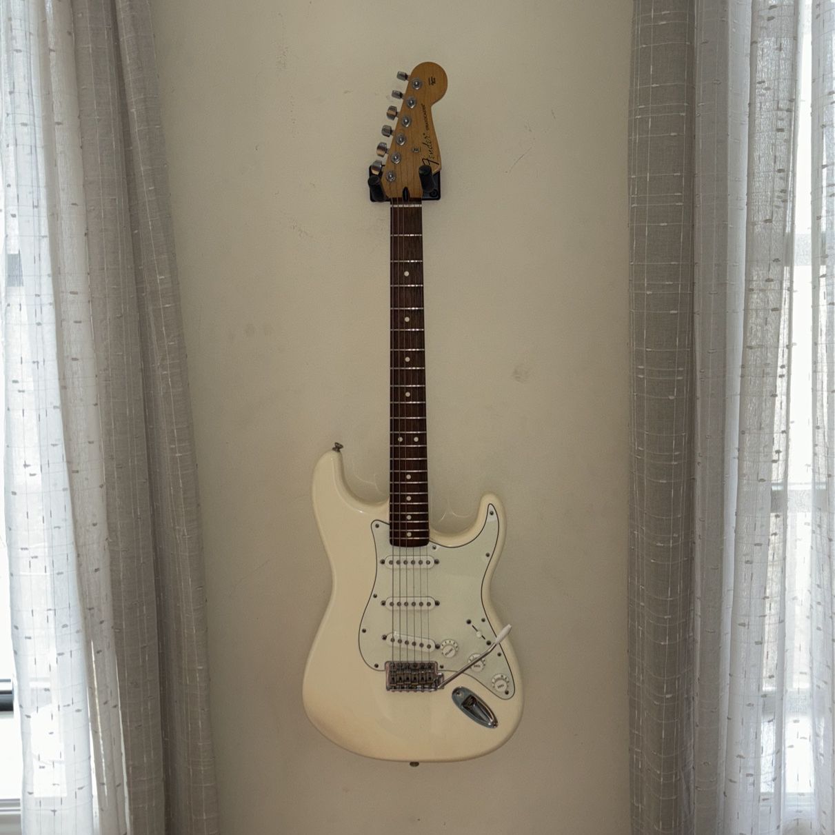 Fender Stratocaster - Arctic White 