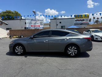2020 Nissan Altima