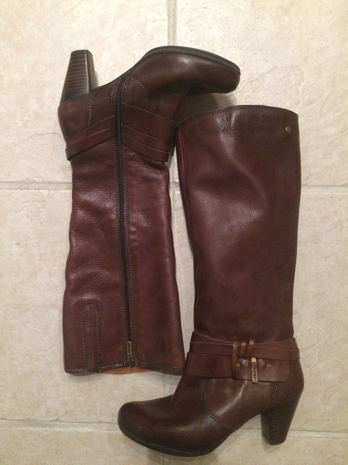 Pikolinos Size 6 brown leather women’s boots