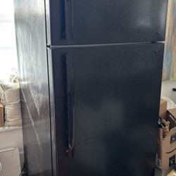Insignia Black Refrigerator Fridge 