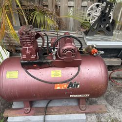 55 Gallon 220 V Electric Air Compressor With Hose/ Filter /Regulator 