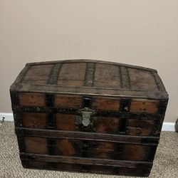 Vintage Wooden Trunk