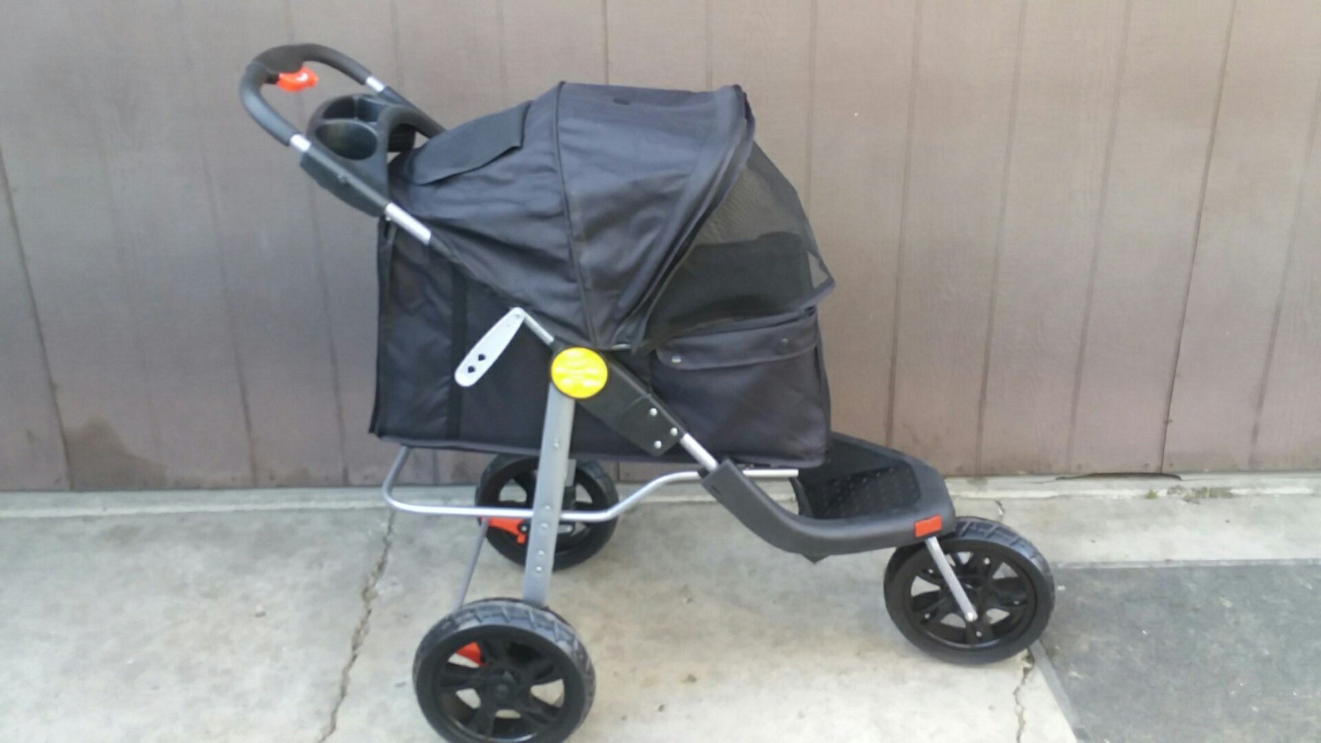 Dog stroller