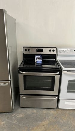 Frigidaire Electric Stove Stainless GlassTop