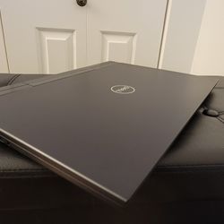 Dell G7 7700 - I7 2070 17"