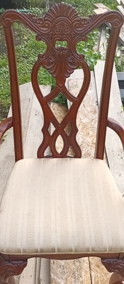 dining room chair