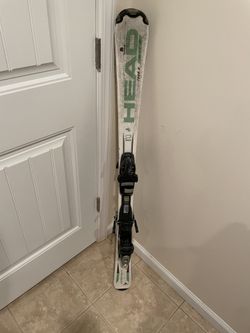 127cm Skis.