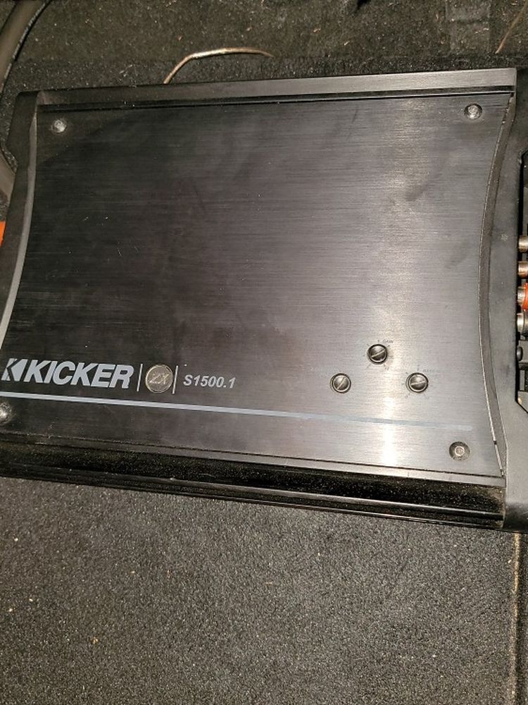 Old school kicker amp 1500 w good conditions