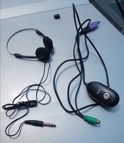 USED MICRO INNOVATIONS WIRELESS RECEIVER & KOSS HP/1 HEADPHONES 
*READ THE DESCRIPTION & ALL PHOTOS*