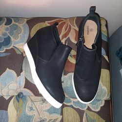 Women's Shoes