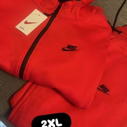 Nike Sweatsuit 