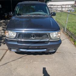 2000 Mercury Mountaineer 