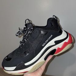 Balenciaga Triple S