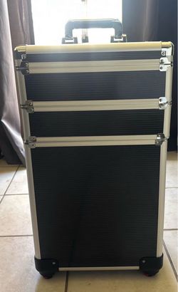 Rolling Aluminum Makeup/ Hair Train Case