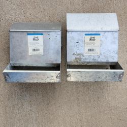 Rabbit Hanging Feeders