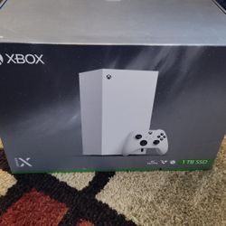 XBOX Series X 1TB