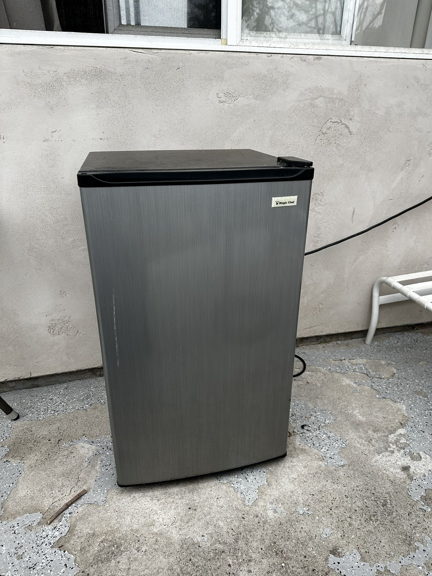 Magic Chef Refrigerator