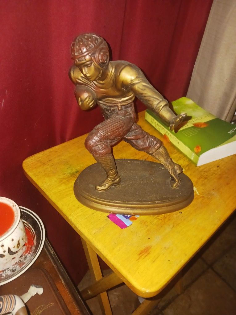 Heisman Trophy Replica