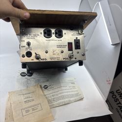 Trip-Lite POWERVERTER PV-1000FC 1000w 115 VAC 120v Inverter DC to AC WORKS