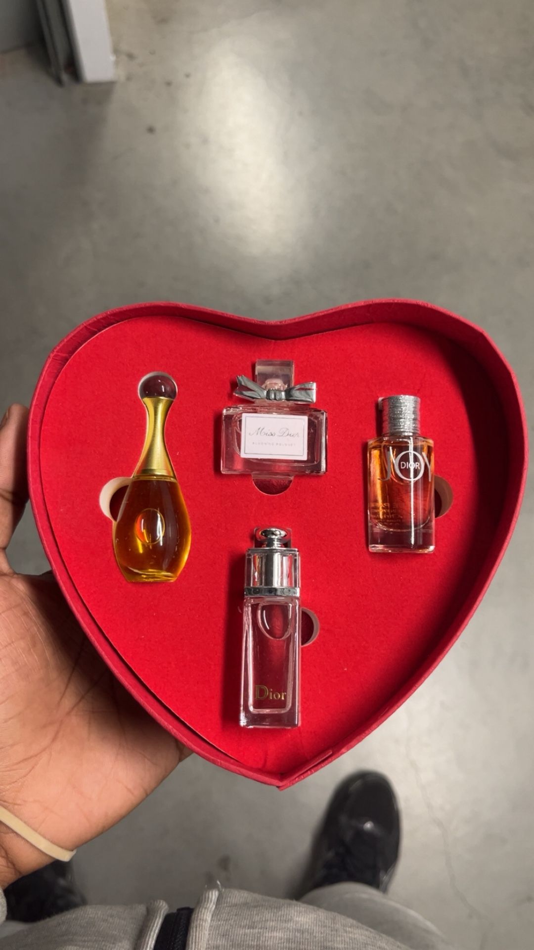 Come Shop For The Ladies