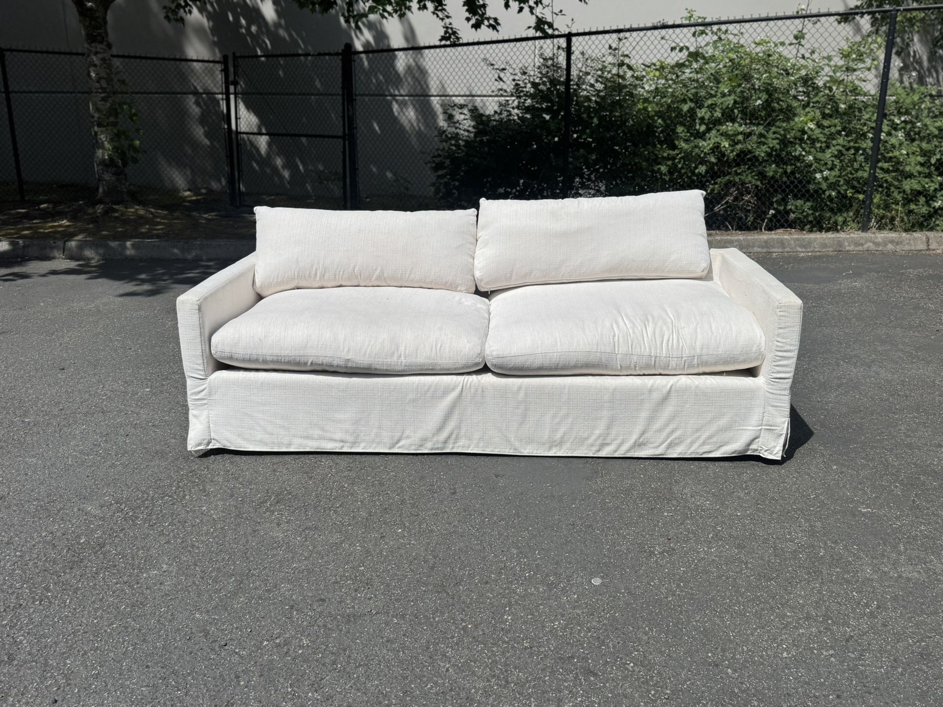 Sofa Couch (Free Delivery)🚚