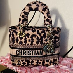 Cris