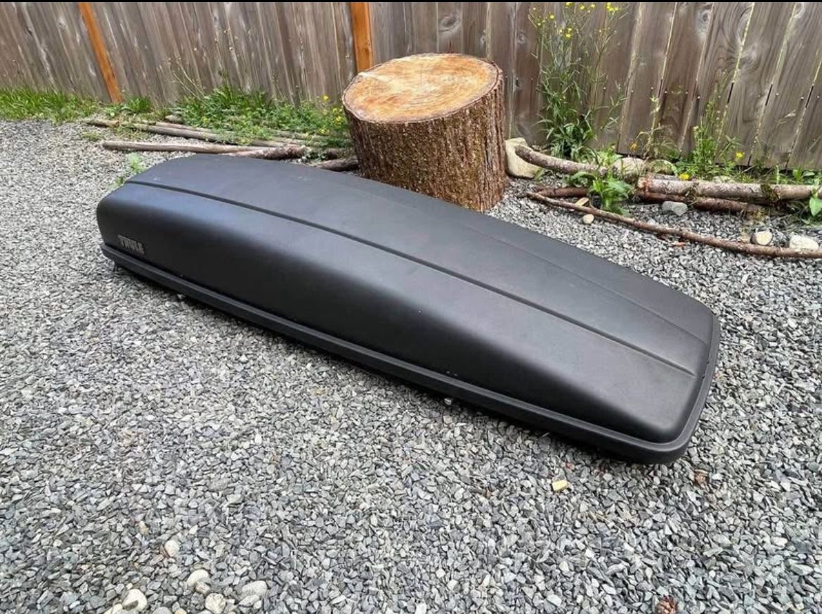 Thule Adventurer Large Cargo Box