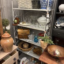 Rustic white metal shelving bakers rack